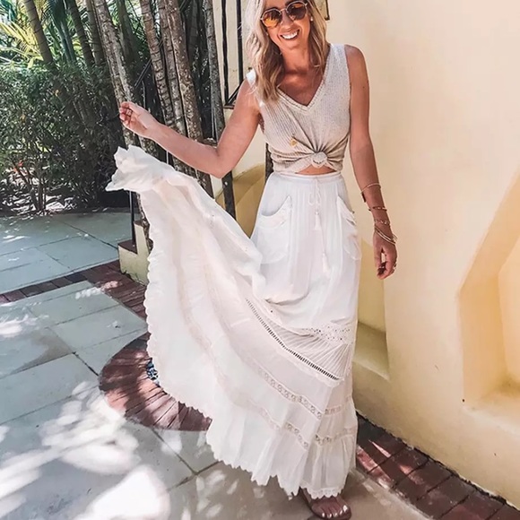 SOLD OUT Gypsy Bohemian White Crochet Lace Maxi Skirt - Picture 4 of 7